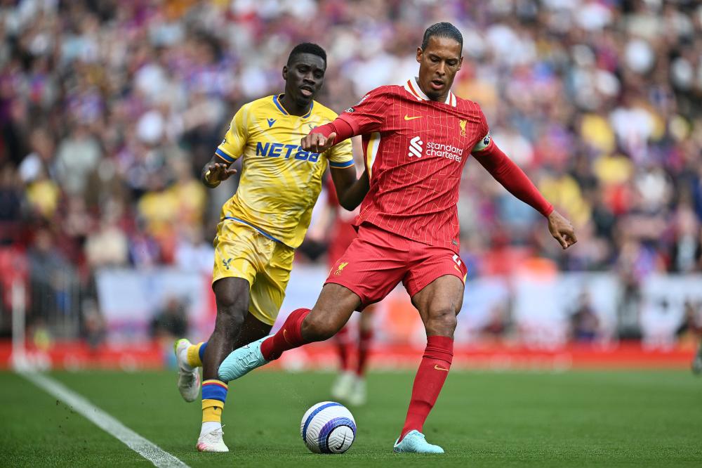 电讯报：杜库雷、齐耶赫等73人联名致信欧足联，要求禁赛以色列